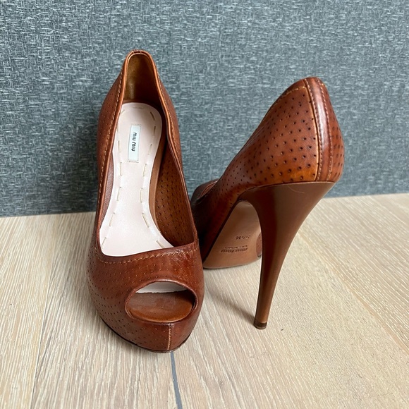 Miu Miu Brown Platform Heels Size 35 1/2 - Picture 6 of 16